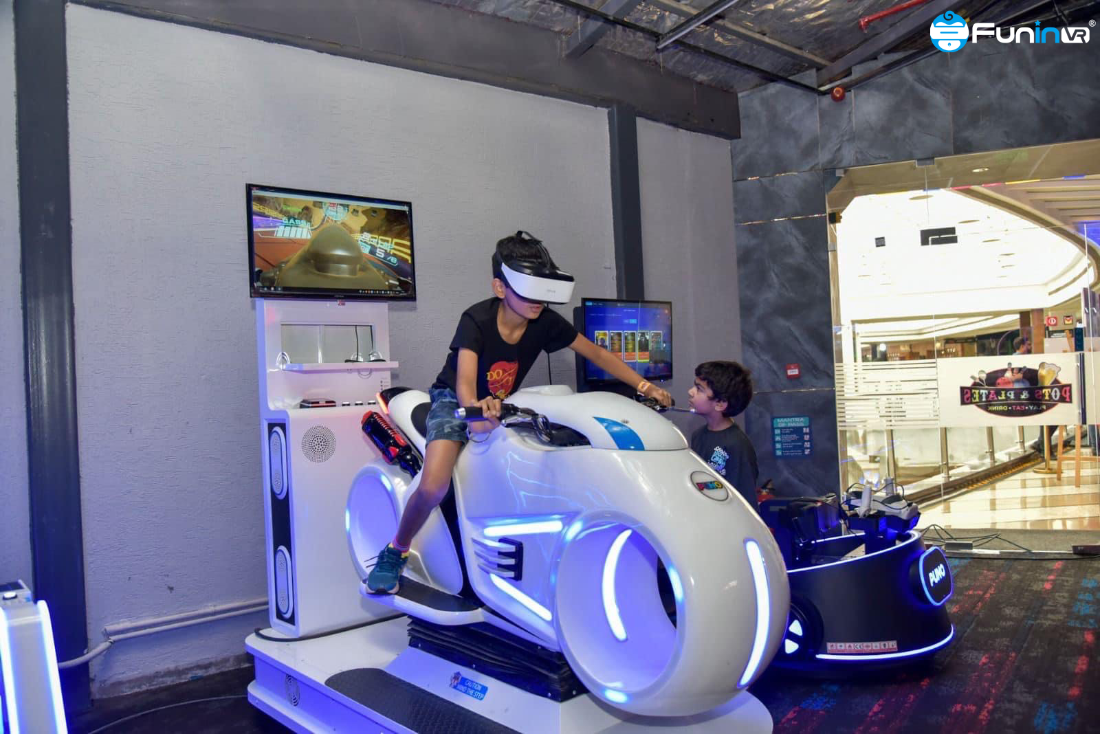 The Biggest Amusement Park with VR Machines in Pune India - Case - 2